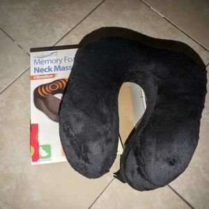 Health Touch Memory Foam Neck Massager Vibration Black